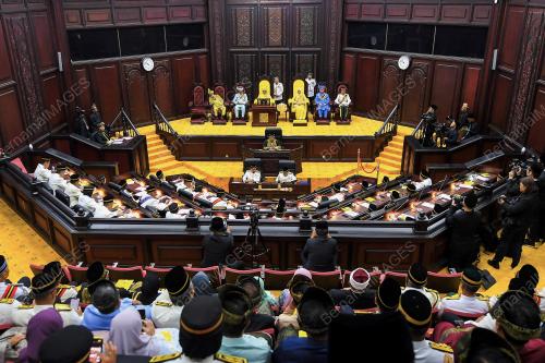 TUANKU MUHRIZ TUANKU MUNAWIR