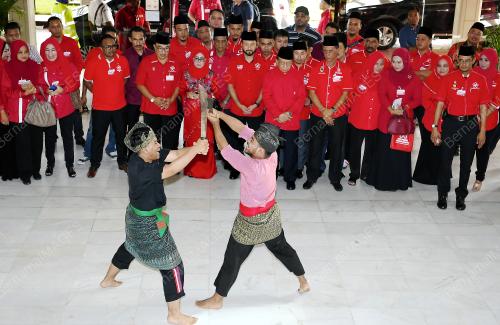 NS03_09122018_BERSATU_NS