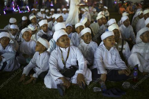 TUANKU MUHRIZ TUANKU MUNAWIR
