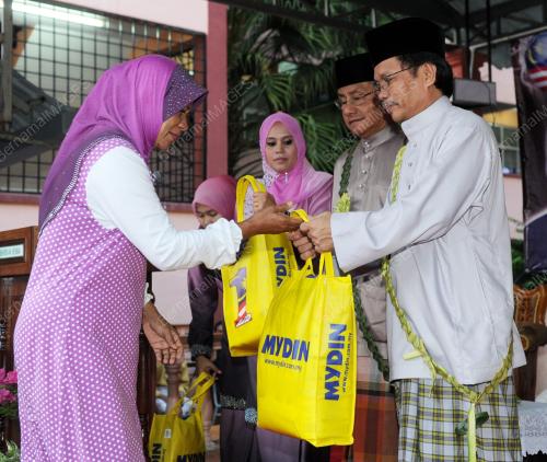 NS03_10082012_MERDEKA_RAMADAN
