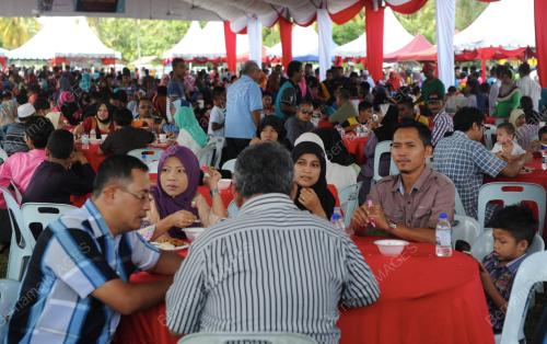 NS03_10082014_KHAIRY_RAYA