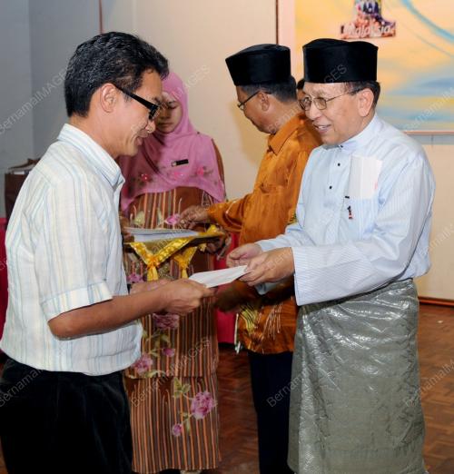 NS03_11022011_RAIS_JELEBU
