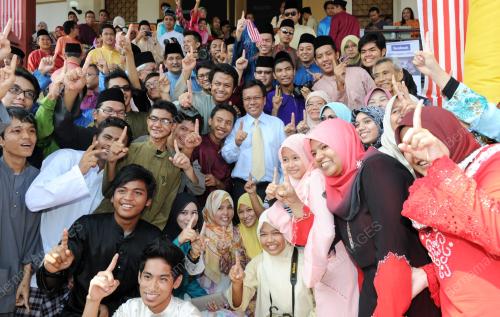 NS03_11092012_SHAFIE_MARA