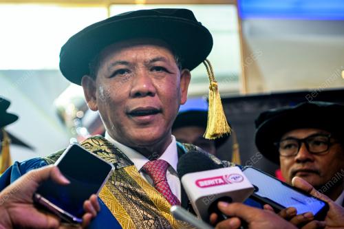 DATUK SERI AMINUDDIN HARUN