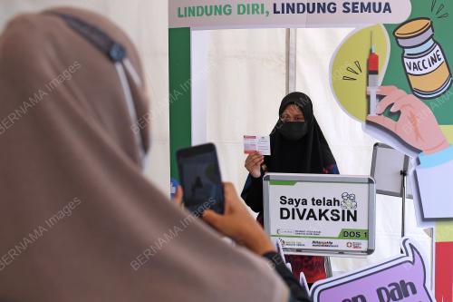 NS03_11102021_VAKSINASI_REMAJA
