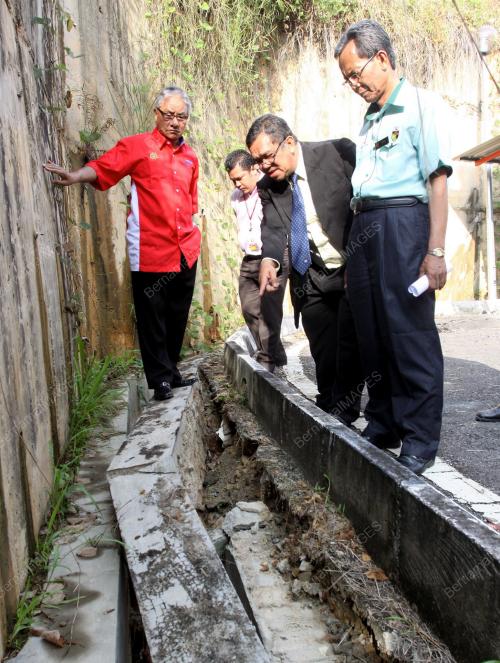 DATUK HASAN MALEK