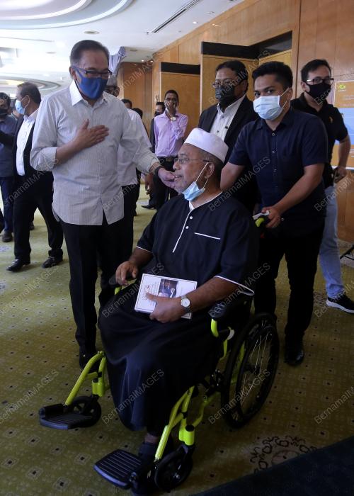 DATUK SERI ANWAR IBRAHIM