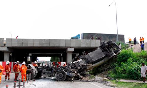 NS03_12082013_KEMALANGAN_MAUT