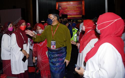 DATUK SERI MOHAMAD HASAN
