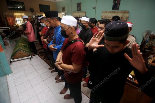 PENGEBUMIAN PELAJAR USAS