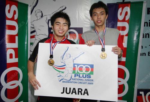 KEJOHANAN BADMINTON