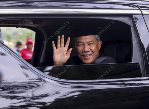 DATUK SERI MOHAMAD HASAN