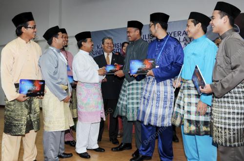 NS03_14092012_JAMIL_SISWA