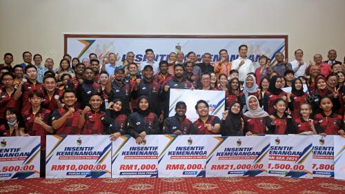 DATUK SERI AMINUDDIN HARUN