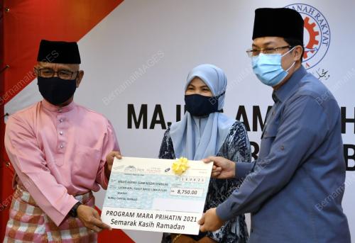 BEDAH MAMAT