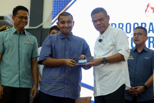 DATUK SERI SAIFUDDIN NASUTION ISMAIL