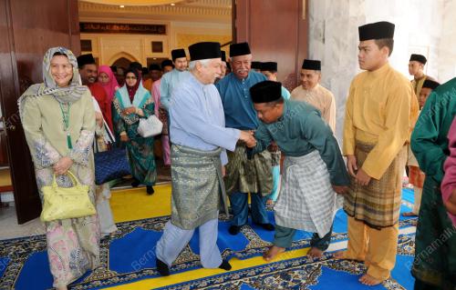 NS03_17072015_TUANKU_MUHRIZ
