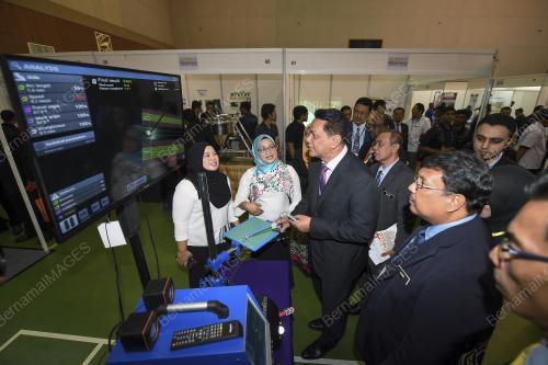 NS03_17072018_SEMINAR_POLI_BN201807163275