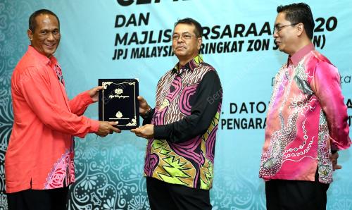 DATUK SERI SHAHARUDDIN KHALID
