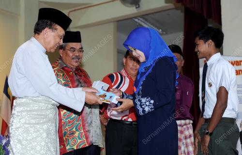 NS03_18012013_RAIS_BANTUAN