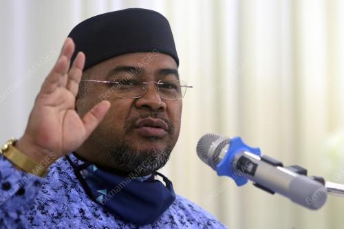 DATUK DR MOHD KHAIRUDDIN AMAN RAZALI