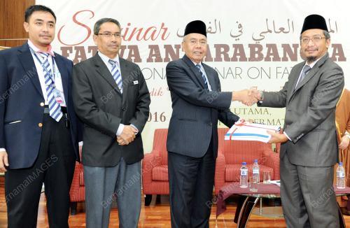 NS03_18052016_SEMINAR_FATWA