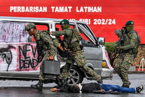 PERBARISAN TAMAT LATIHAN PERAJURIT MUDA