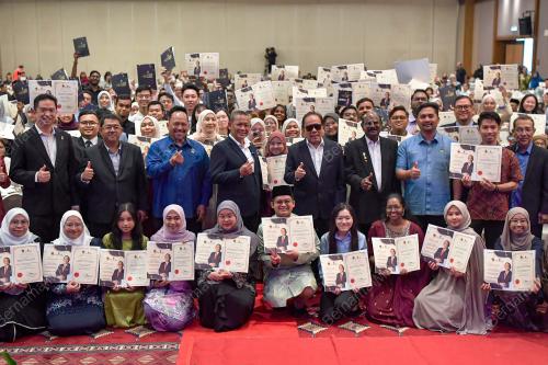DATUK SERI AMINUDDIN HARUN
