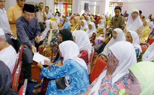 DR RAIS YATIM
