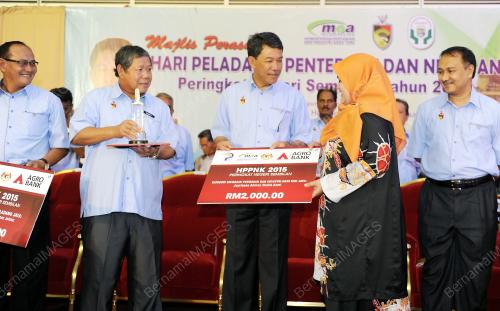NS03_19092015_HARI_PELADANG