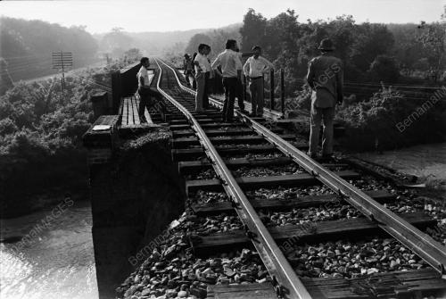 KEROSAKAN LANDASAN KERETAPI
