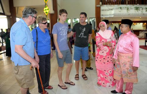 NS03_20072015_RUMAH_TERBUKA