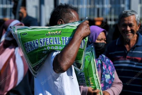 JUALAN BERAS PUTIH TEMPATAN