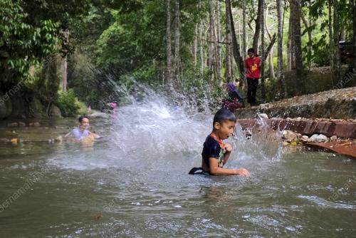 PUSAT REKREASI HUTAN LIPUR ULU BENDUL