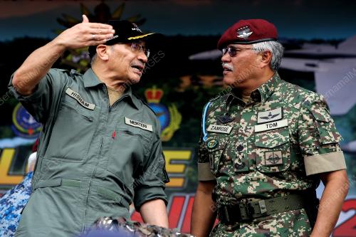 DATUK SERI HISHAMMUDDIN TUN HUSSEIN