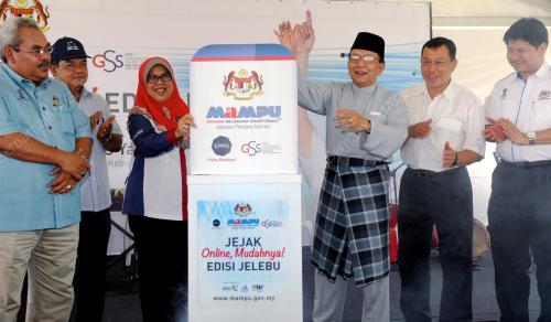 NS03_22022013_JEJAK_ONLINE