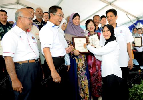 NS03_22112014_HARI_TANDAS