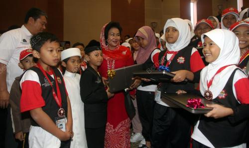 ROSMAH MANSOR