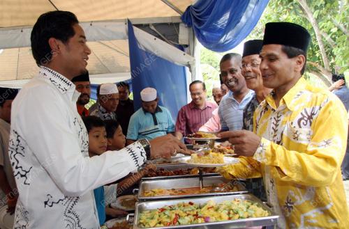 KHAIRY JAMALUDDIN