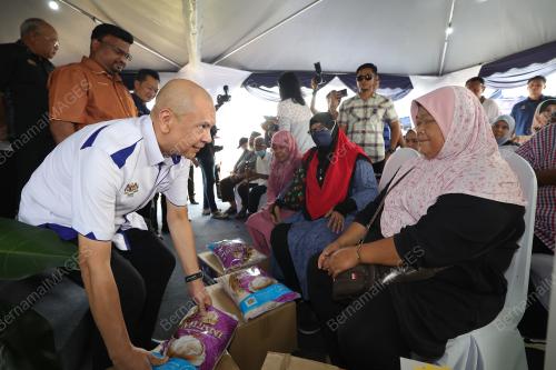 DATUK ARMIZAN MOHD ALI