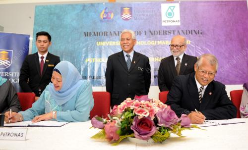 NS03_23082016_UiTM_PETRONAS