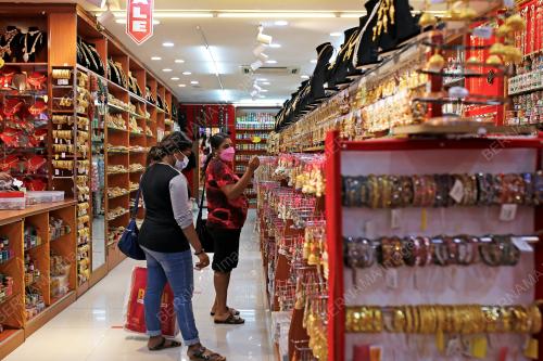 PERSIAPAN SAMBUTAN DEEPAVALI