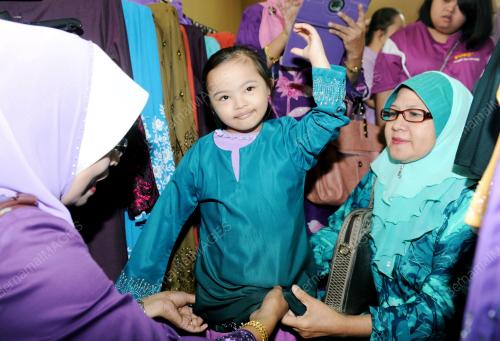 NS03_24072013_BAJU_RAYA