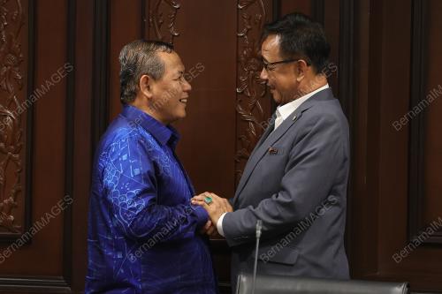 DATUK SERI AMINUDDIN HARUN