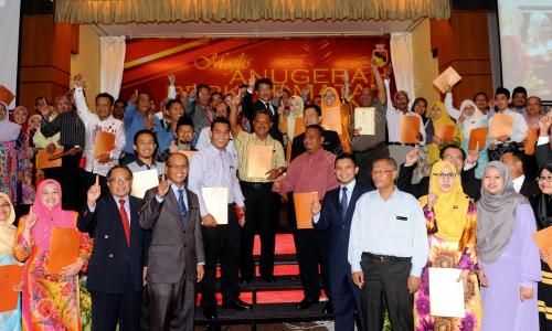 NS03_25052015_ANUGERAH_CEMERLANG