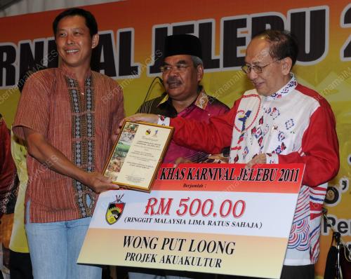 DATUK SERI DR RAIS YATIM