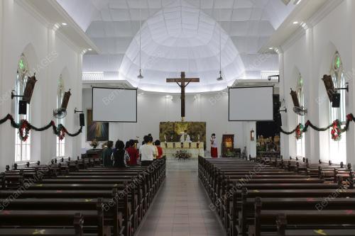 UPACARA KEAGAMAAN SEMPENA HARI NATAL SECARA SIARAN LANGSUNG