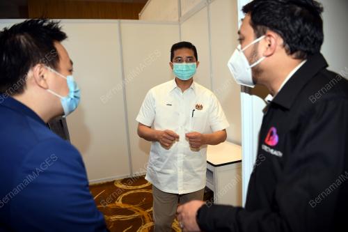 DATUK SERI AZMIN ALI