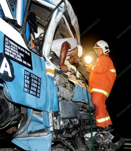 NS03_27042012_LORI_TERSEPIT