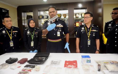NS03_27072015_POLIS_RAMPAS